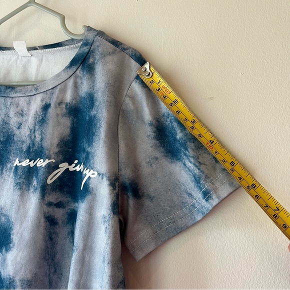 🌼 5/$25 Girls Blue Tie Dye “Never Give Up” Graphic Short Sleeve T-Shirt Size 6-7 - Picture 7 of 10